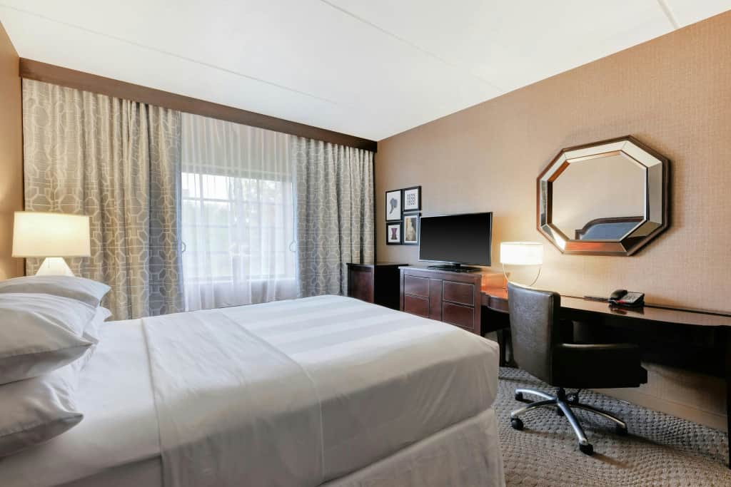Sheraton Tarrytown Hotel — photo 3