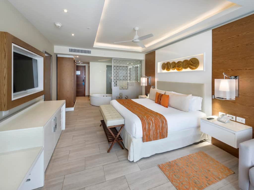 Royalton Bavaro, An Autograph Collection All-Inclusive Resort & Casino — photo 3
