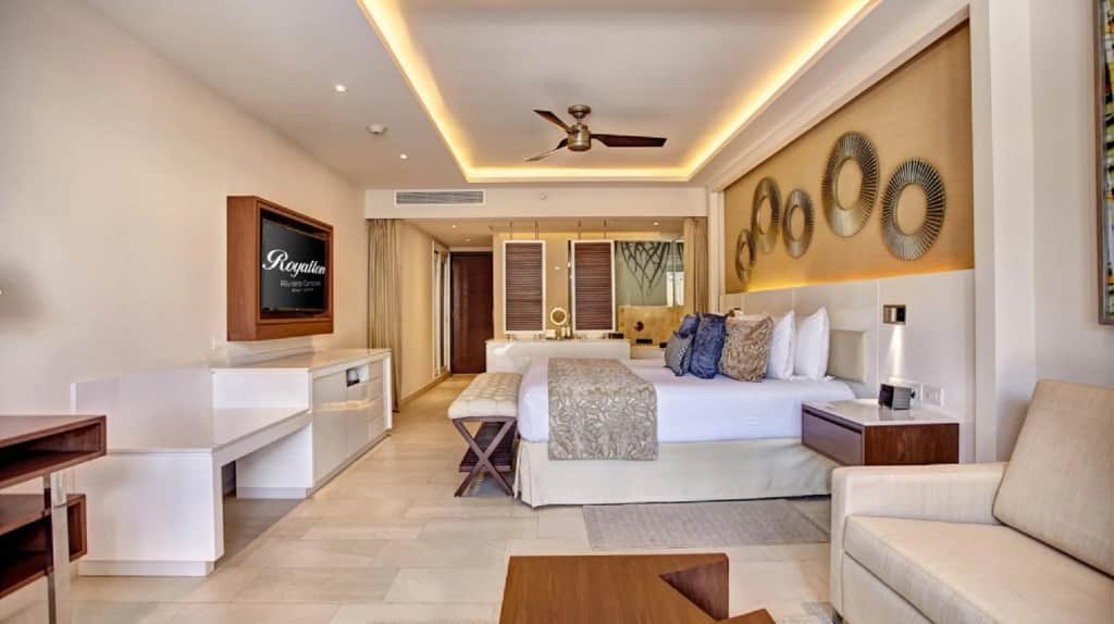 Royalton Riviera Cancun, An Autograph Collection All-Inclusive Resort & Casino — photo 4