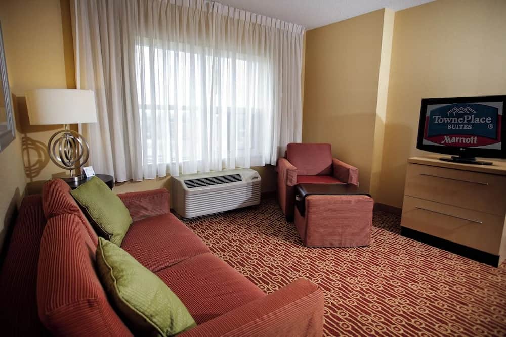 TownePlace Suites by Marriott Sudbury — photo 4