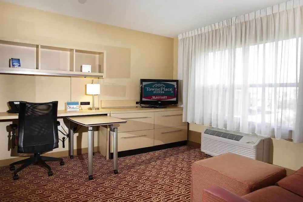 TownePlace Suites by Marriott Sudbury — photo 5