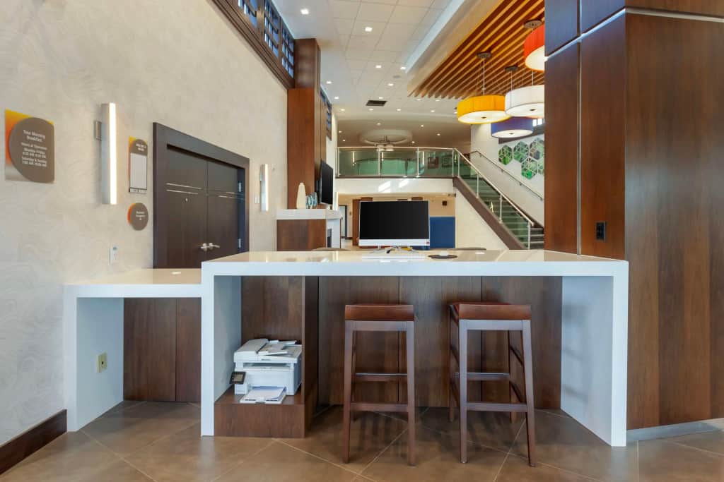 GLo Best Western Mississauga Corporate Centre — photo 4