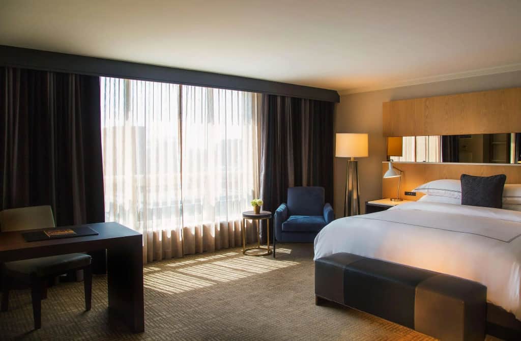 The Yorkville Royal Sonesta Hotel Toronto — photo 5