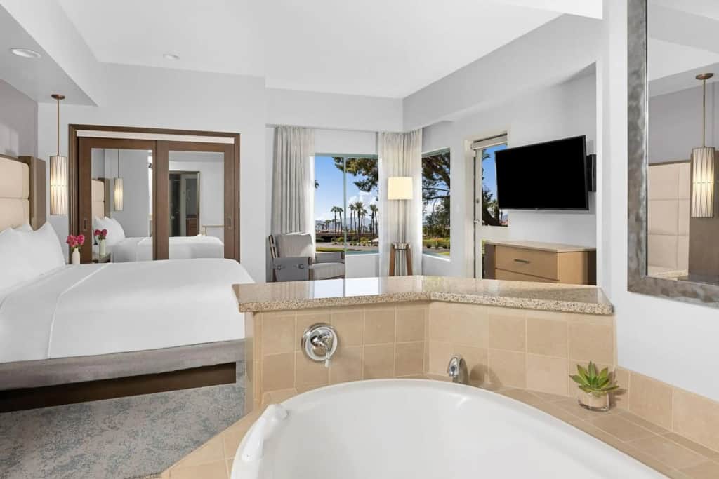 Marriott's Desert Springs Villas I — photo 3