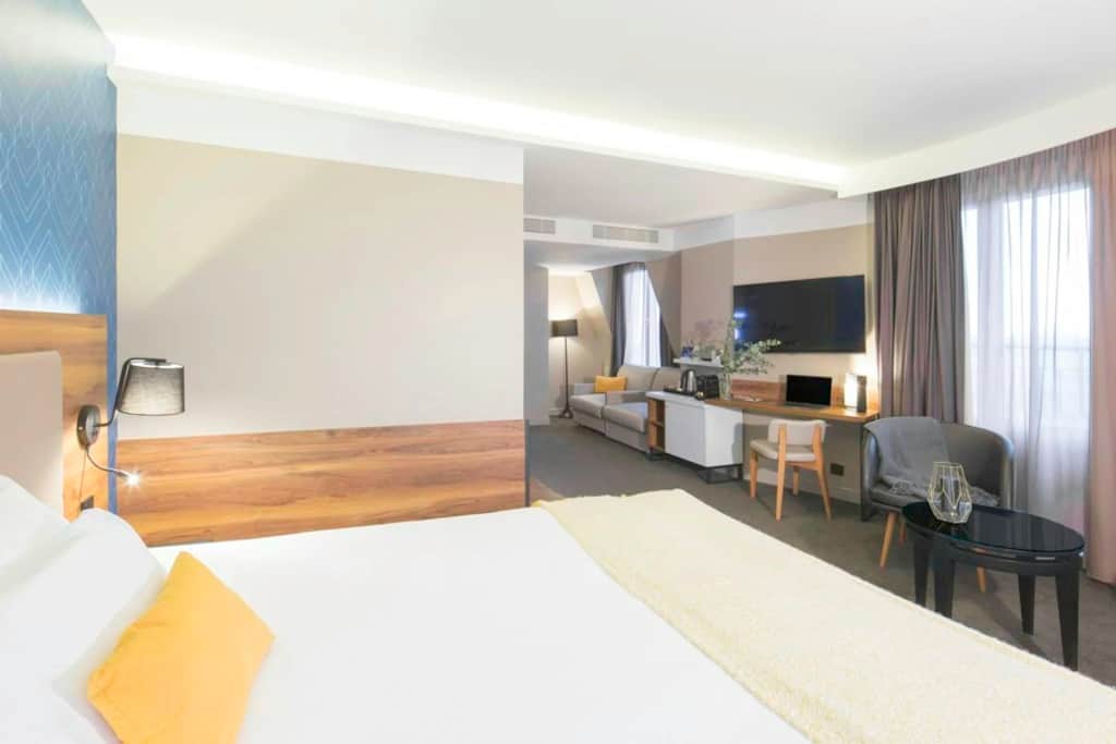 Hotel l'Elysee Val d'Europe — photo 5