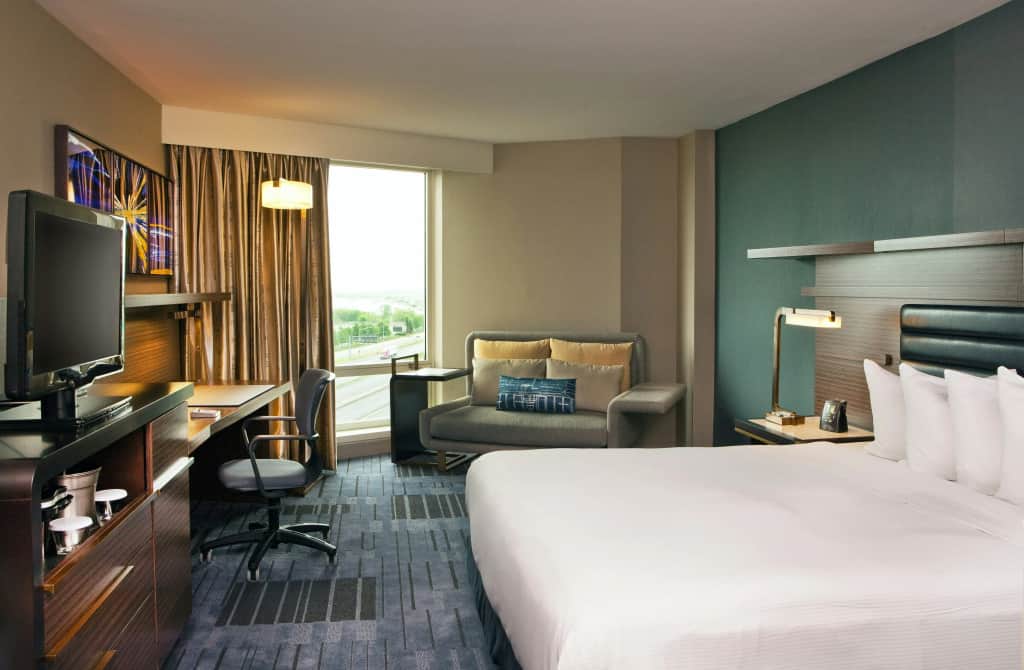 Hilton Newark Airport — photo 3