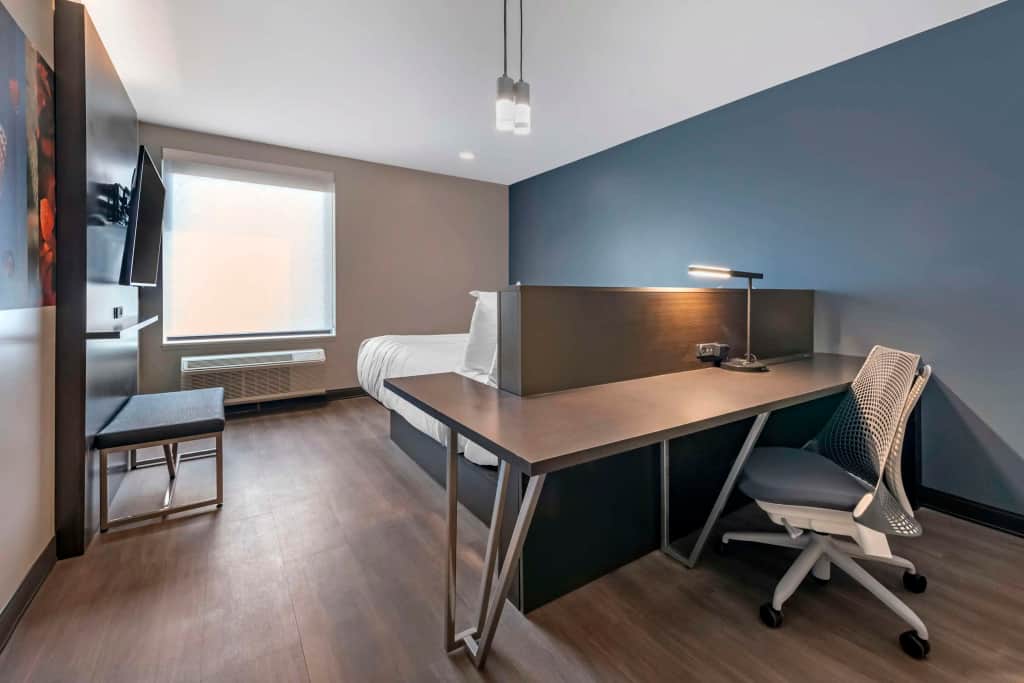 Vib Hotel by Best Western Denver RiNo — photo 4