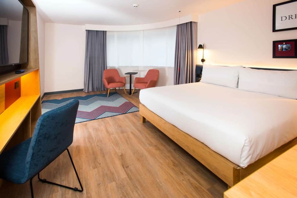 Hampton by Hilton London Park Royal — photo 4