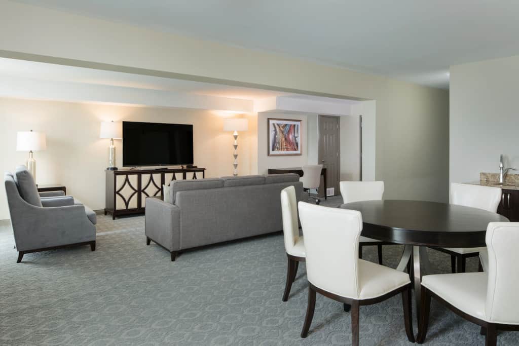 Crowne Plaza Chicago SW - Burr Ridge By IHG — photo 3