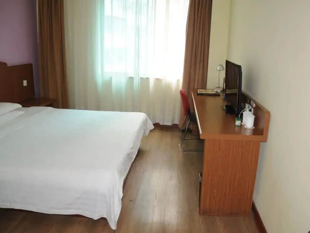 Super 8 (Hangzhou Fengqi Road) — photo 5