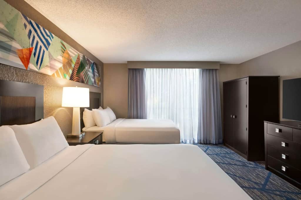 Embassy Suites by Hilton Miami International Airport — photo 5