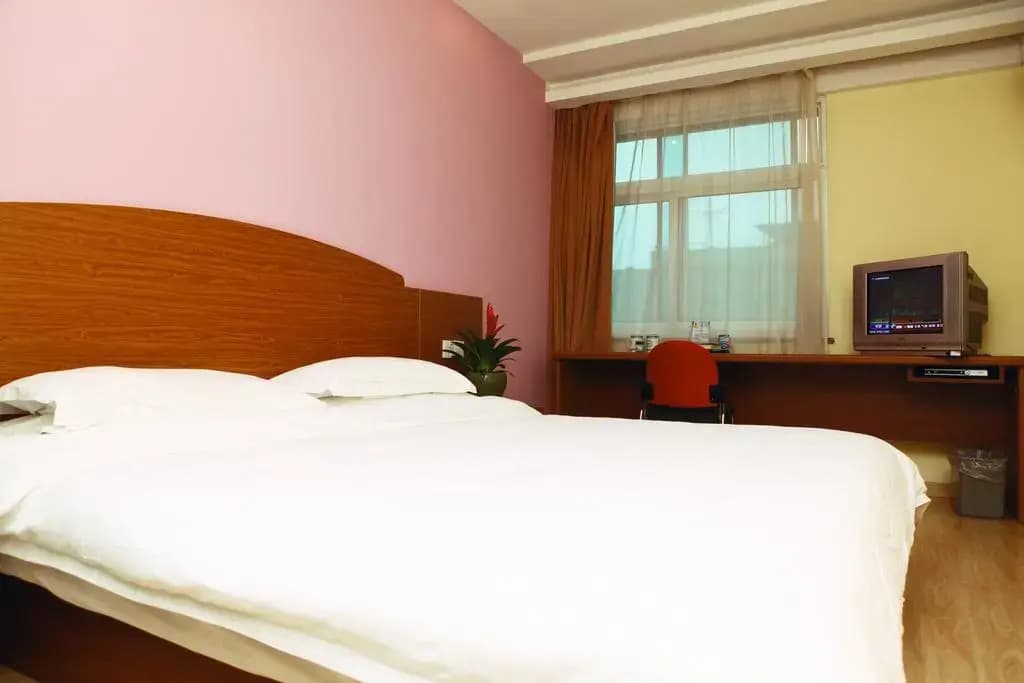 Super 8 (Hangzhou Fengqi Road) — photo 4