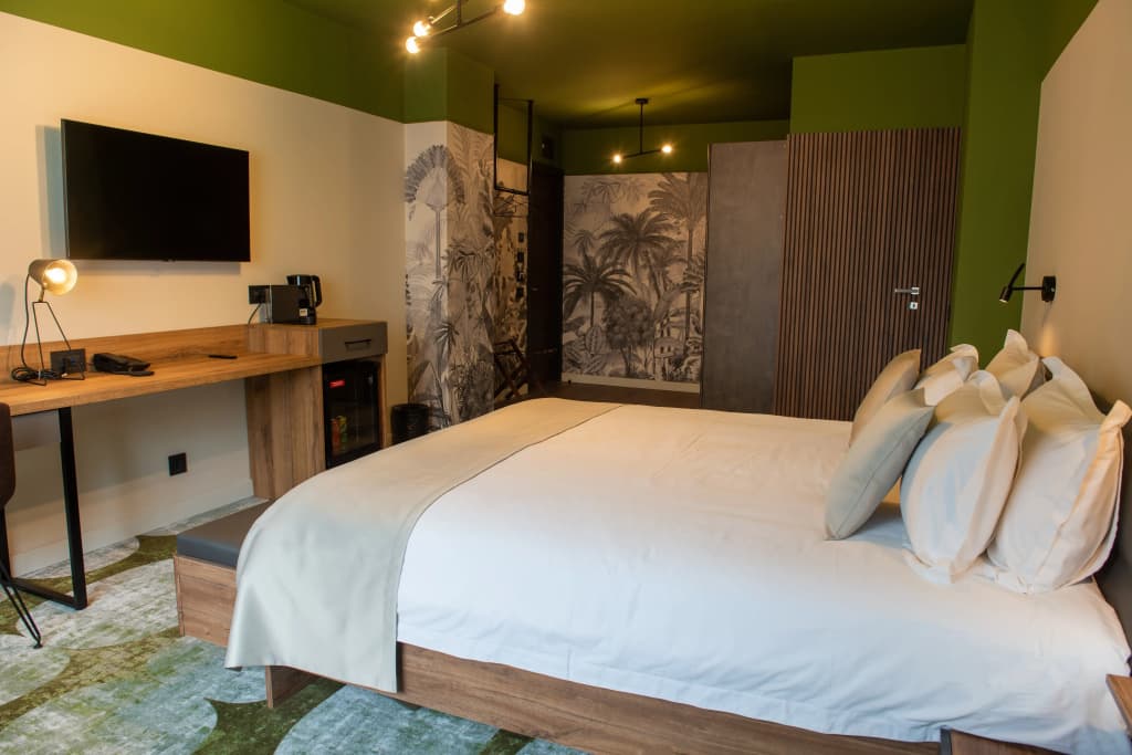 Bucharest Comfort Suites — photo 3