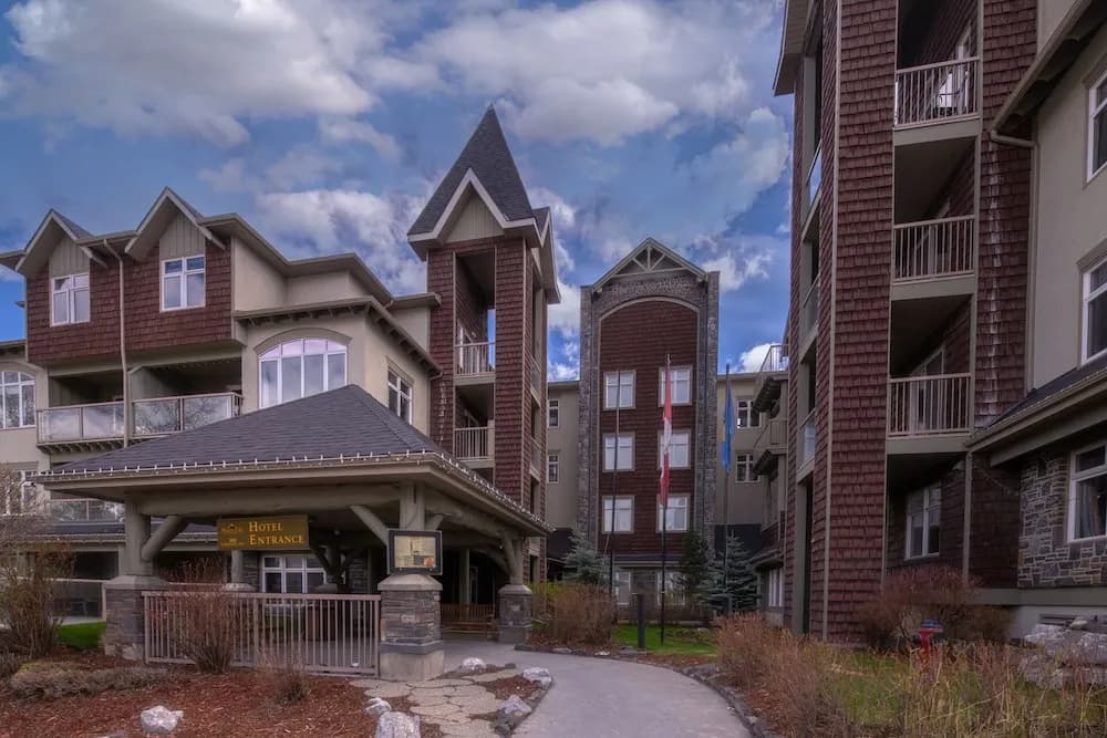 Luxurious One Bedroom Suite Windtower