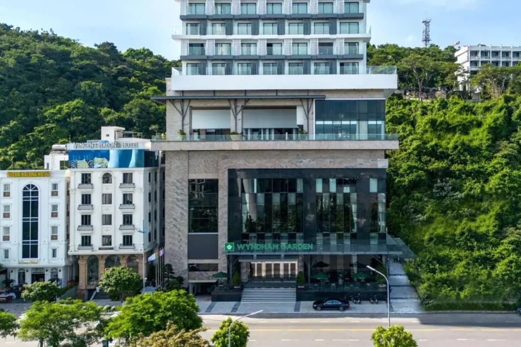 Wyndham Garden Legend Halong — main photo