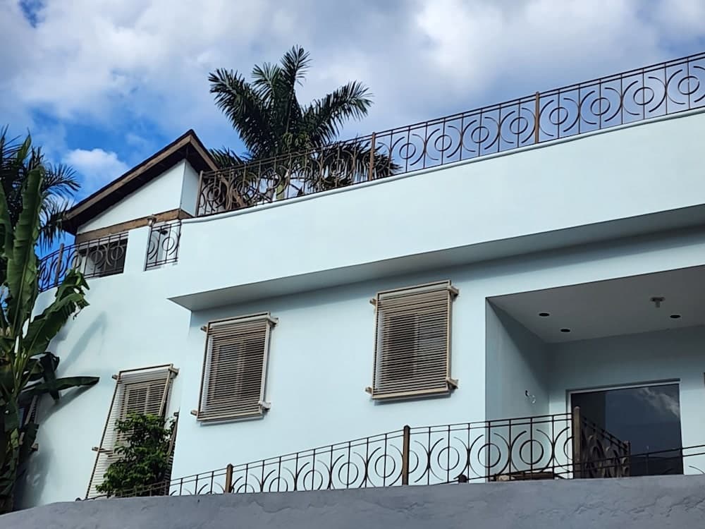 Hotel 39 Jamaica