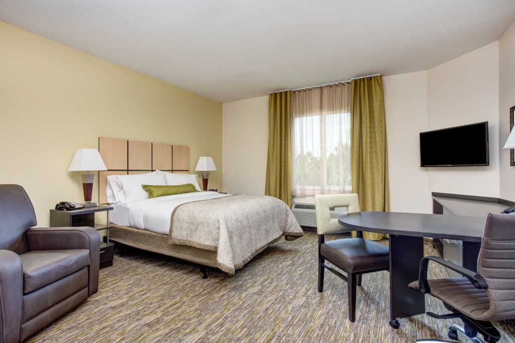 Candlewood Suites Cut Off By IHG — photo 3