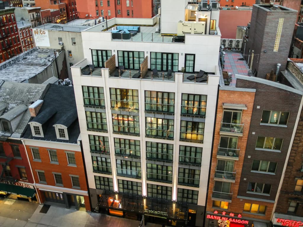 NobleDEN Hotel — main photo