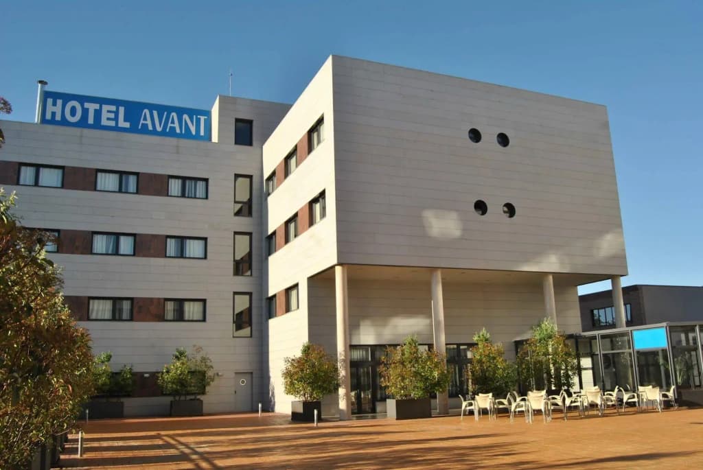 Avant Aeropuerto