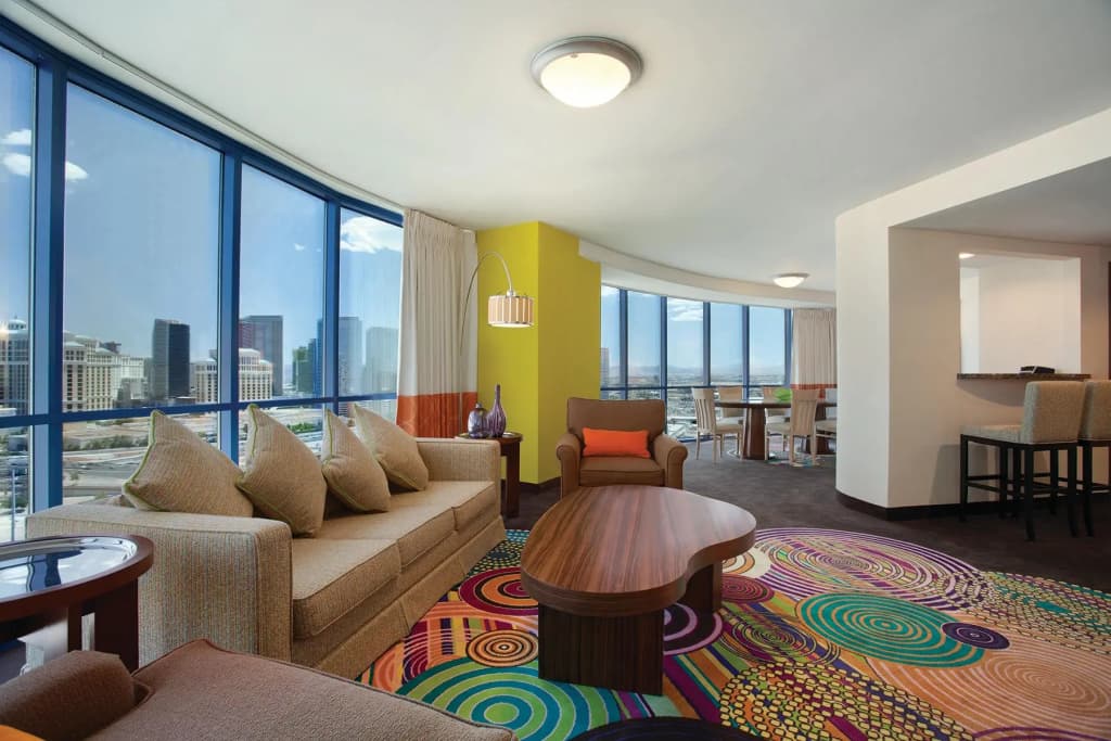 Rio Hotel & Casino, a Destination by Hyatt Hotel — photo 3