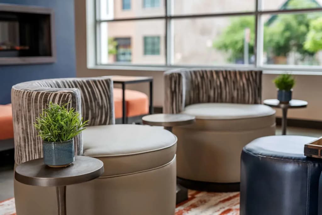 Vib Hotel by Best Western Denver RiNo — photo 2