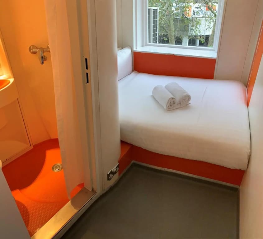 Easyhotel South Kensington — photo 4