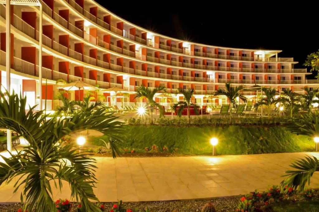 Grand Decameron Cornwall Beach, A Trademark All Inclusive