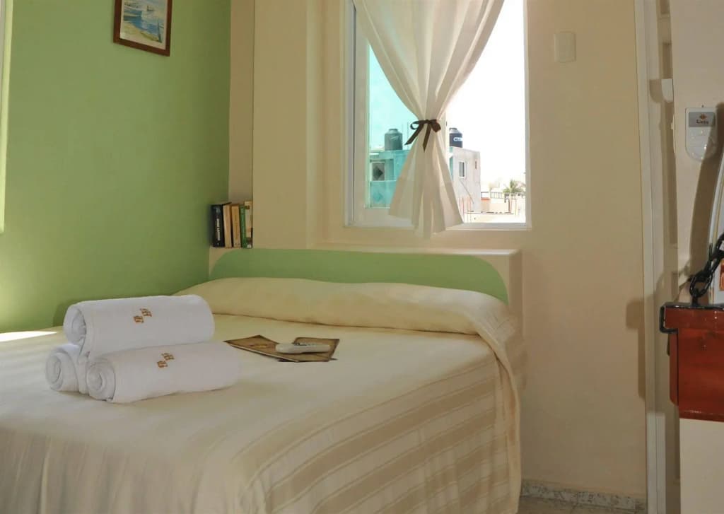 Hotel & Restaurant Bucaneros, Isla Mujeres — photo 4