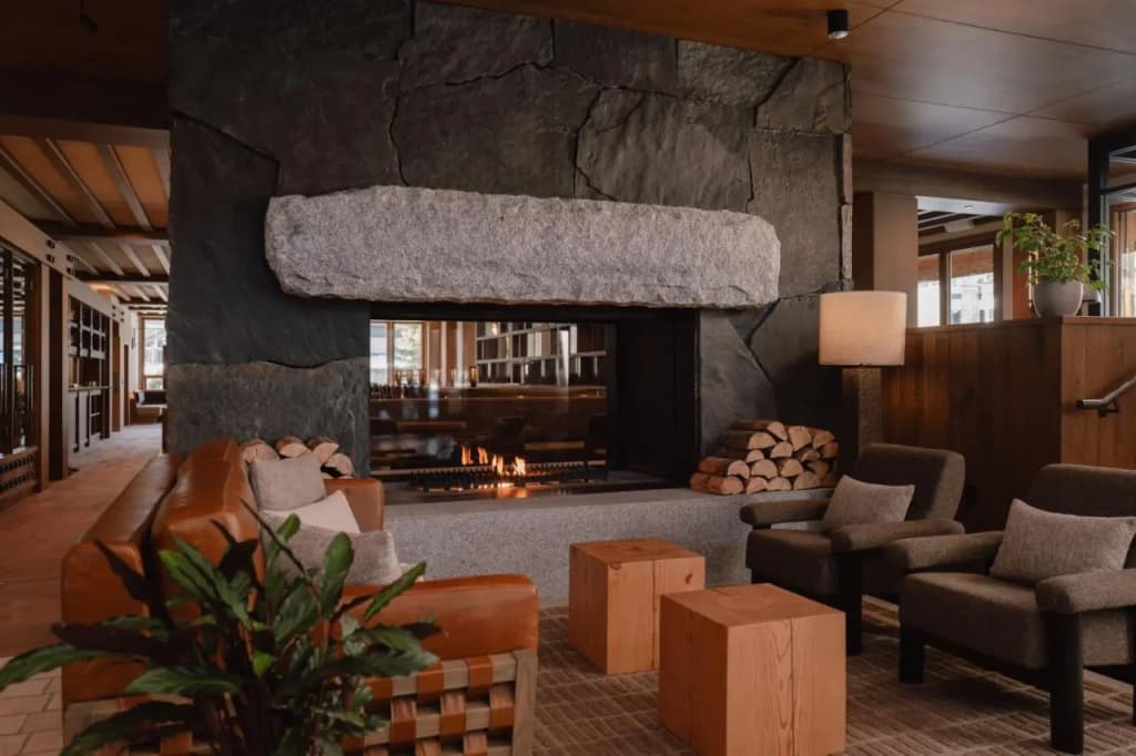Otter Hotel, Banff, Canada