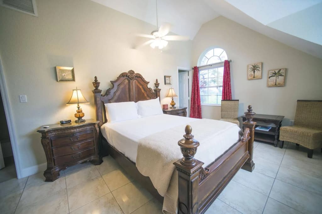 Shangri-La Boutique Bed & Breakfast — photo 2