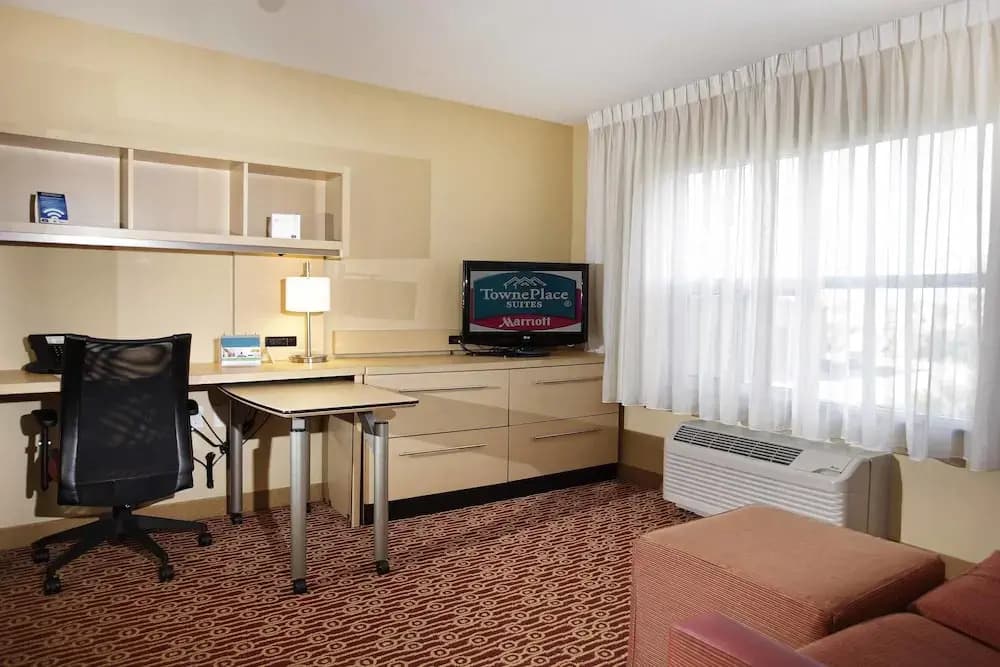 TownePlace Suites by Marriott Sudbury — photo 4