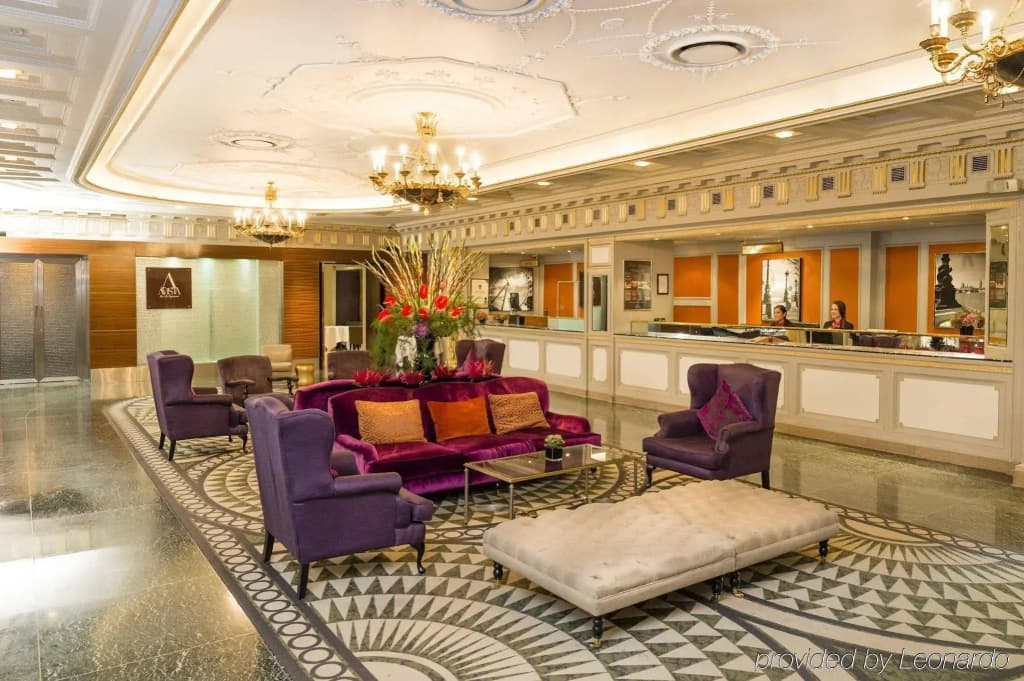 The Biltmore Mayfair — photo 2