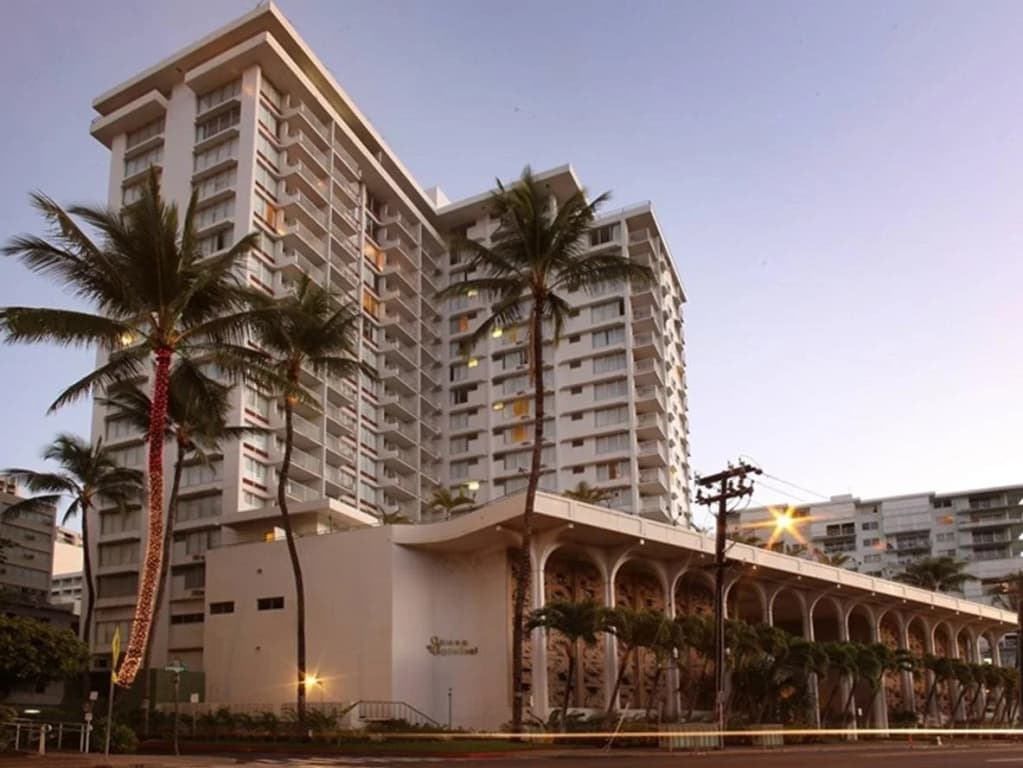 Queen Kapiolani Hotel