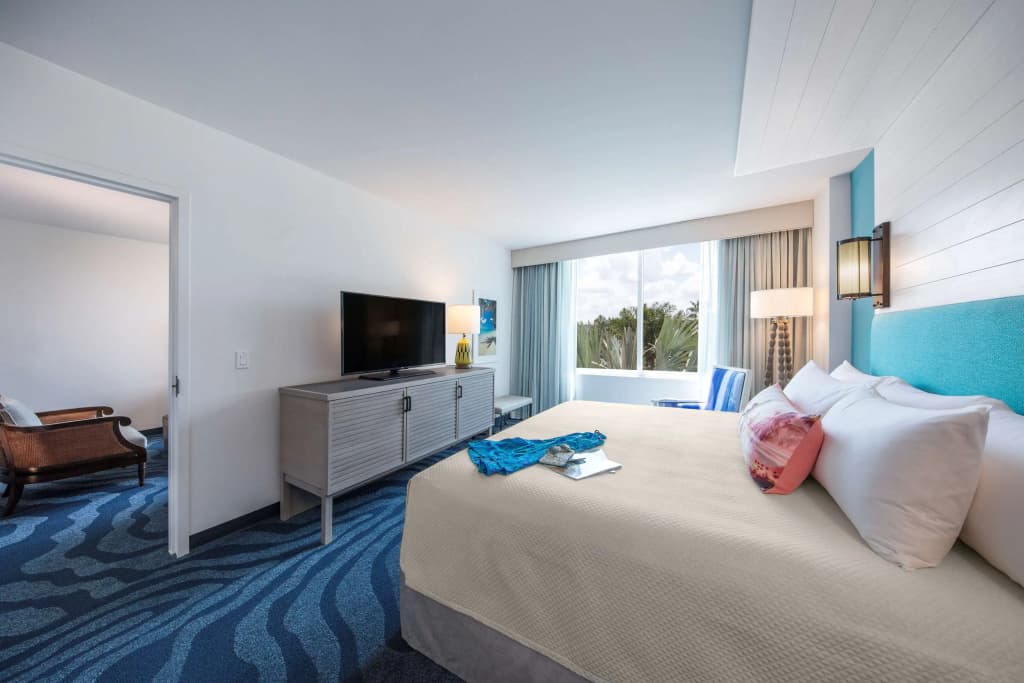 Universal's Loews Sapphire Falls Resort — photo 5