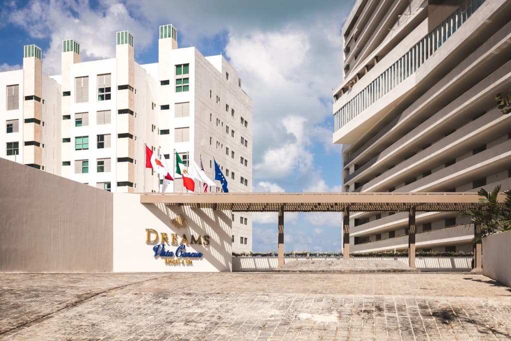 Dreams Vista Cancun Golf & Spa Resort - All Inclusive