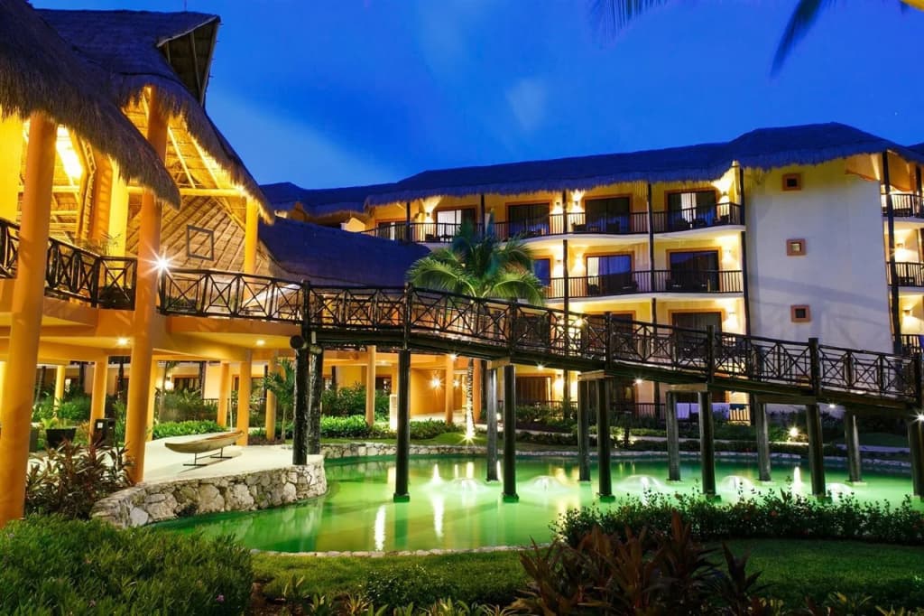 Catalonia Riviera Maya Resort & Spa- All Inclusive, Puerto Aventuras, Mexico