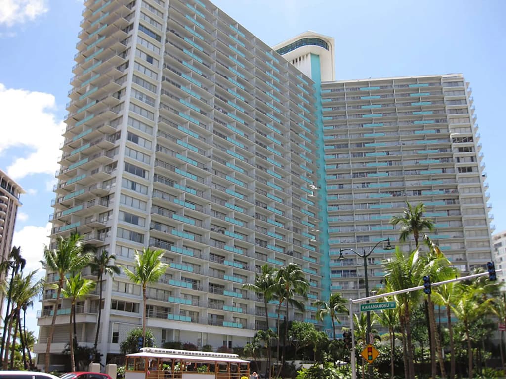 Ilikai Hotel & Luxury Suites