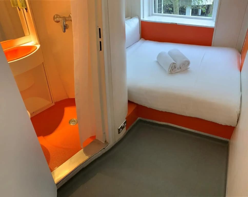 Easyhotel South Kensington — photo 5
