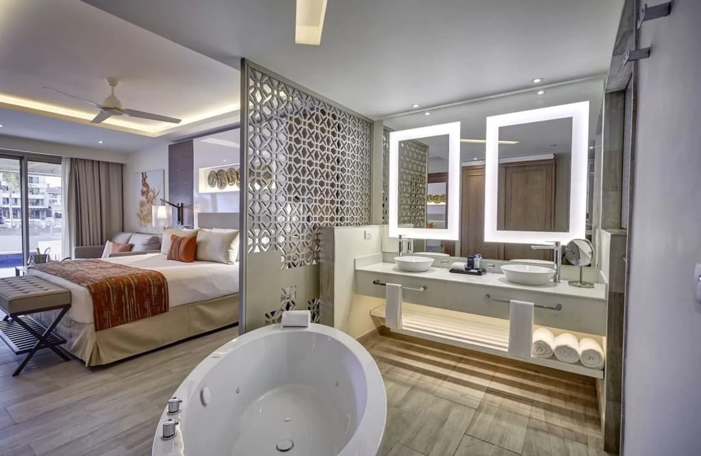 Royalton Bavaro, An Autograph Collection All-Inclusive Resort & Casino — photo 2
