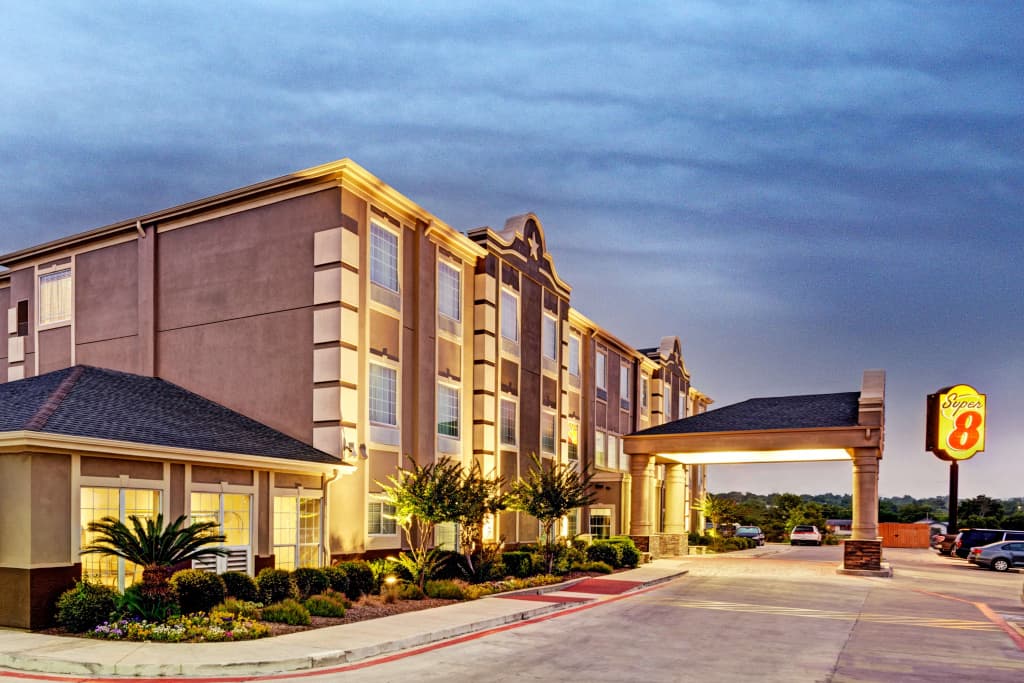 Super 8 By Wyndham Morton Grove/Chicago