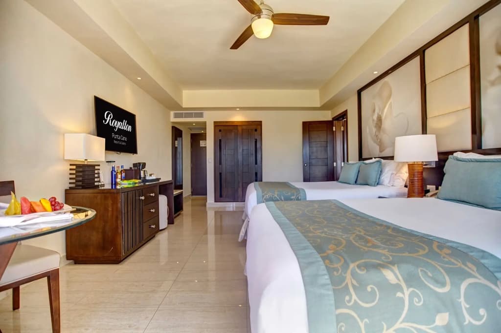 Royalton Punta Cana, An Autograph Collection All-Inclusive Resort & Casino — photo 3