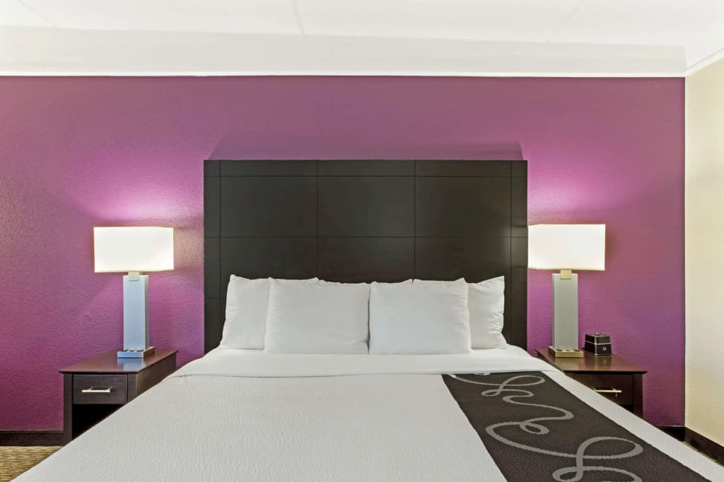 La Quinta Inn & Suites by Wyndham Boston-Andover — photo 5