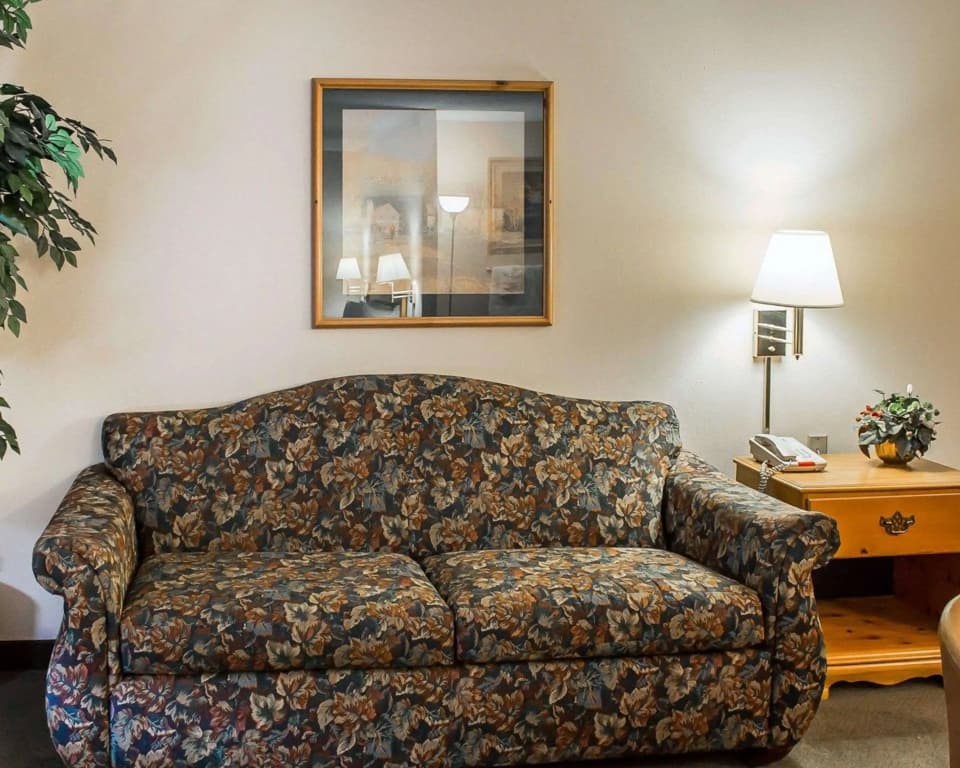 Quality Inn & Suites Bellville - Mansfield — photo 5