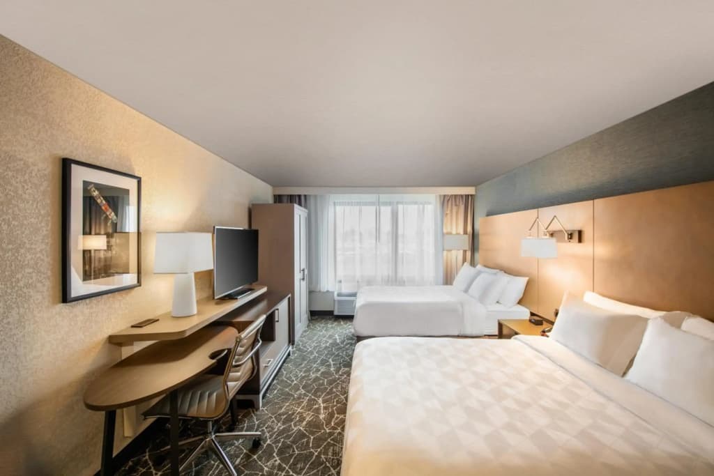 Holiday Inn Newark International Airport By IHG — photo 5