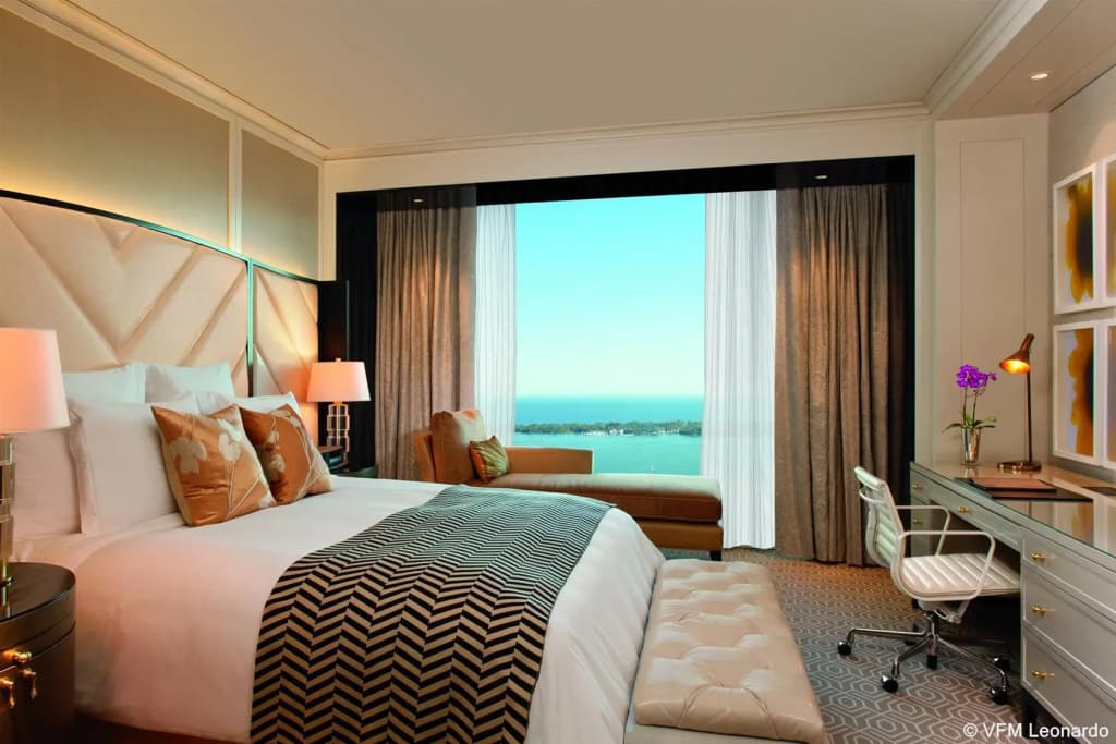 The Ritz-Carlton, Toronto — photo 4