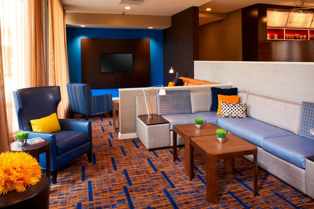 Courtyard by Marriott Chicago Deerfield — photo 2