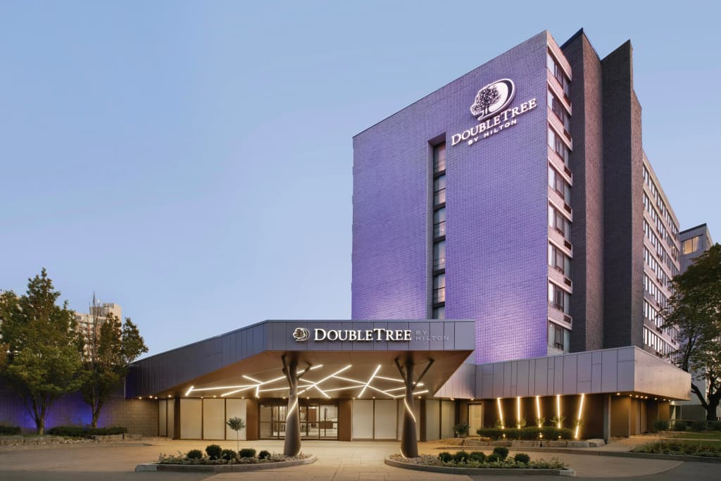 Doubletree By Hilton Toronto Airport West