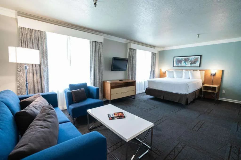 Alexis Park All Suite Resort — photo 5