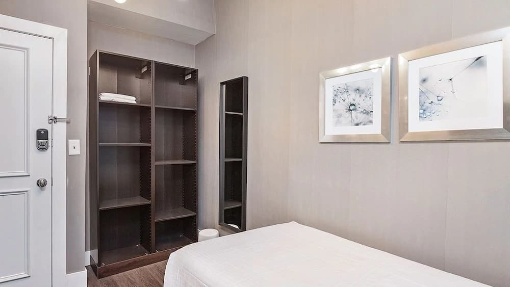 Bay Village Suites — photo 3