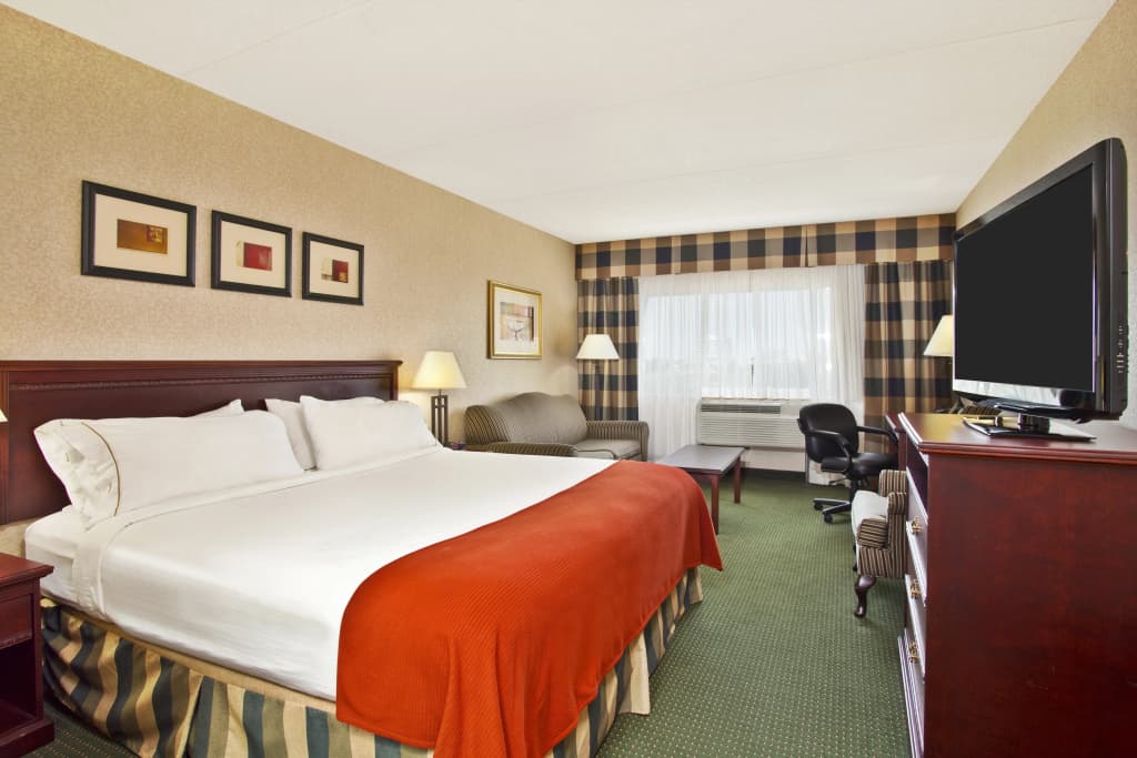 GLo Best Western Mississauga Corporate Centre — photo 3